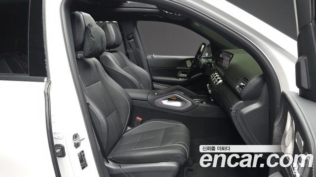 Mercedes-Benz GLS-Class 2026 — photo 17