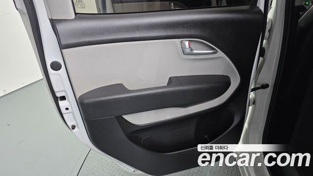 Kia RAY 2022 — photo 15