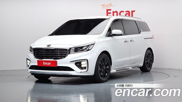 Kia Canival 2019 — photo 1