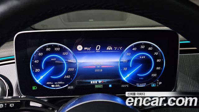 Mercedes-Benz EQE 2023 — photo 10