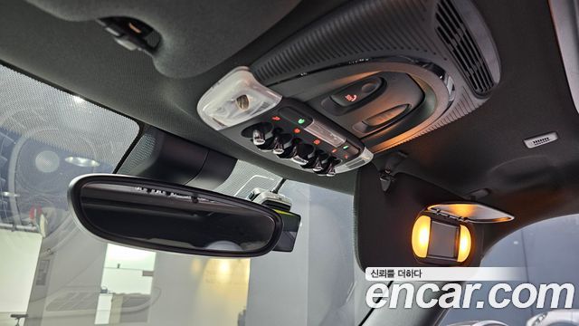 Mini Cooper 2024 — photo 23