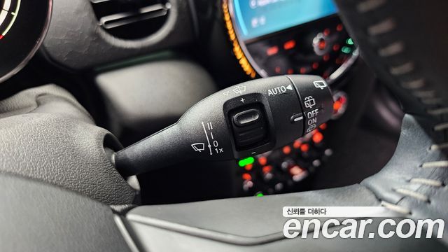 Mini Cooper 2024 — photo 24