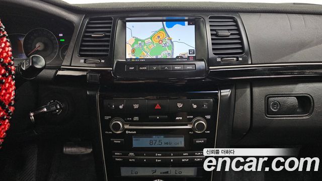 Kia OPIRUS 2011 — photo 12