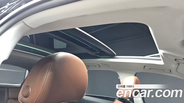 Audi Q7 2019 — photo 24