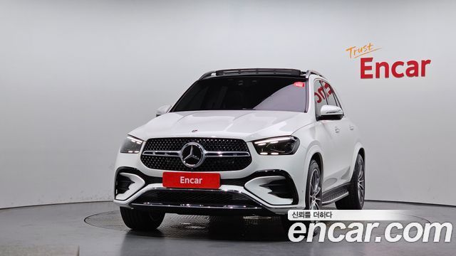 Mercedes-Benz GLE-Class 2025 — photo 3