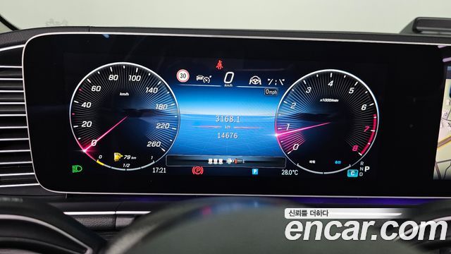 Mercedes-Benz GLE-Class 2025 — photo 11