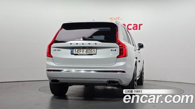 Volvo XC90 2021 — photo 4