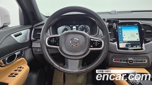 Volvo XC90 2021 — photo 20