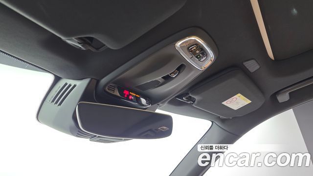Volvo XC90 2021 — photo 25