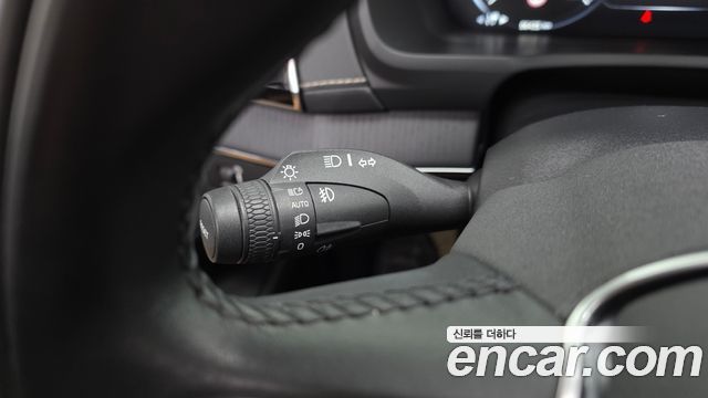 Volvo XC90 2021 — photo 27