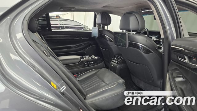 Genesis EQ900 2016 — photo 17
