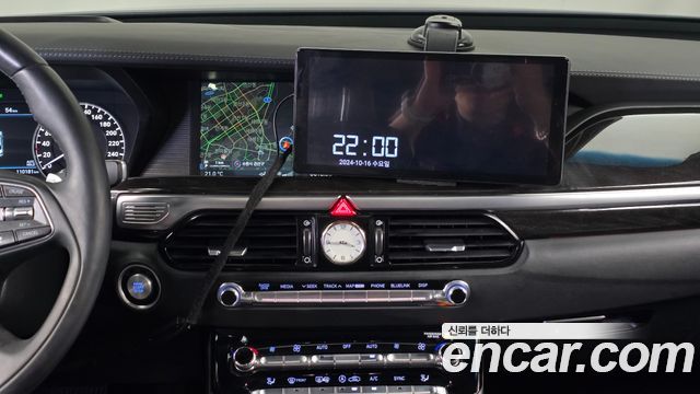 Genesis EQ900 2016 — photo 18
