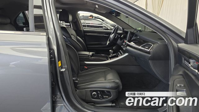 Genesis EQ900 2016 — photo 16