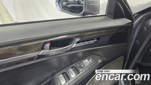 Genesis EQ900 2016 — photo 30