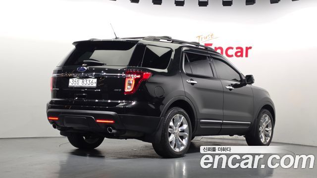 Ford Explorer 2015 — photo 2