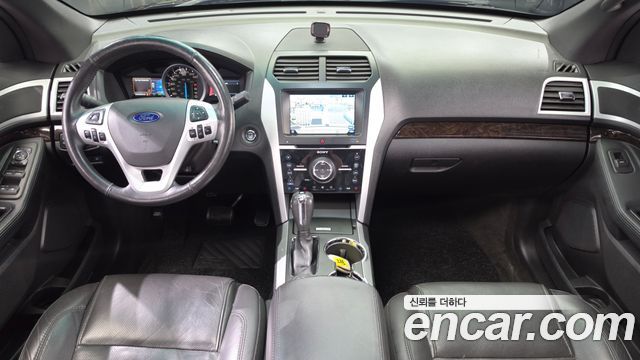 Ford Explorer 2015 — photo 7