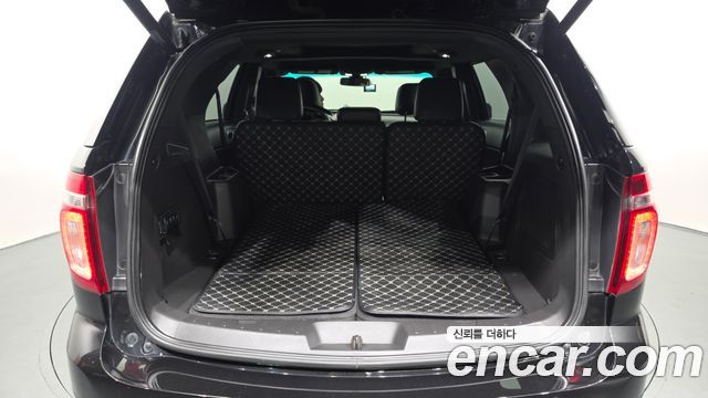 Ford Explorer 2015 — photo 17