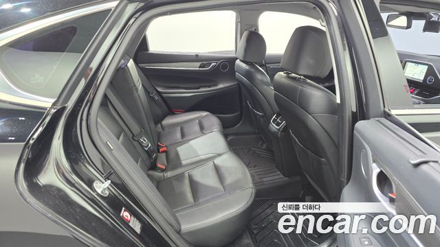 Hyundai Grandeur 2017 — photo 17