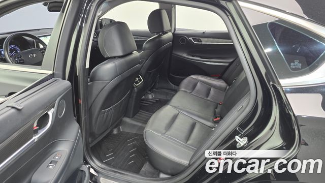 Hyundai Grandeur 2017 — photo 24