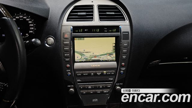 Lexus ES 2012 — photo 19