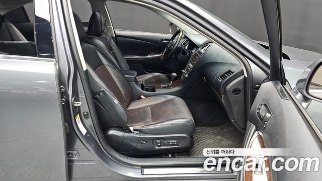 Lexus ES 2012 — photo 16