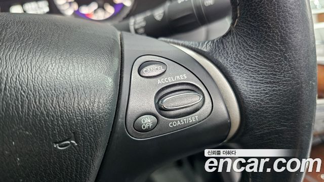 Infiniti QX60 2018 — photo 15