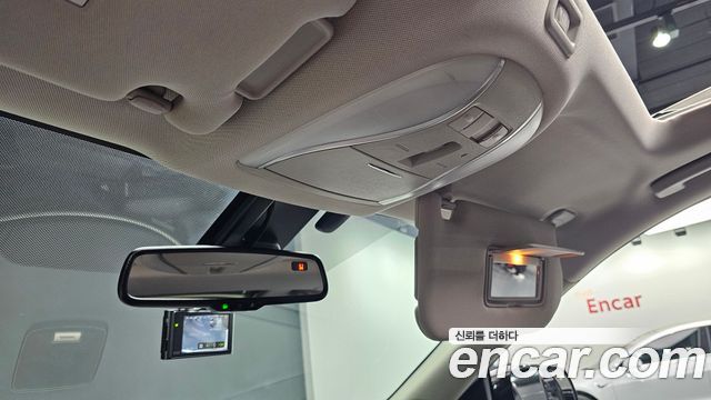 Infiniti QX60 2018 — photo 17