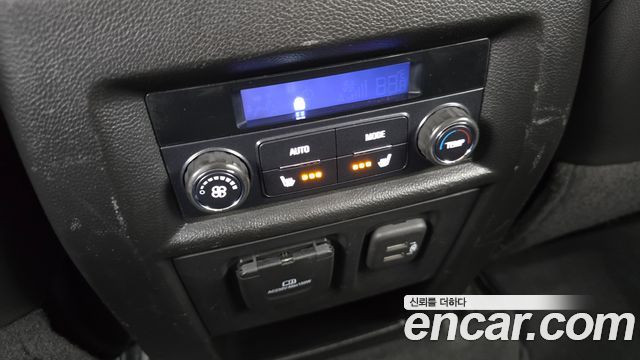 Chevrolet Korea Traverse 2020 — photo 26