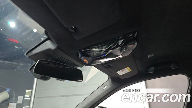 BMW M5 2025 — photo 27