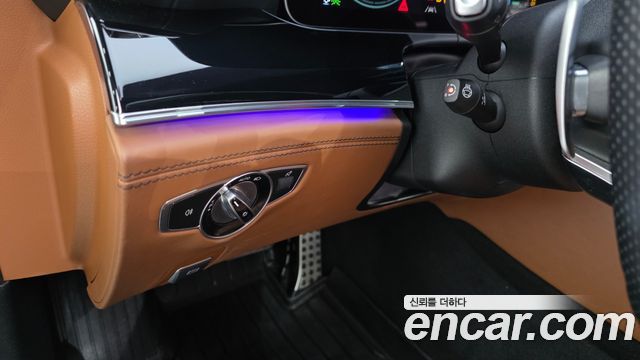 Mercedes-Benz AMG GT 2021 — photo 27