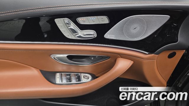Mercedes-Benz AMG GT 2021 — photo 29