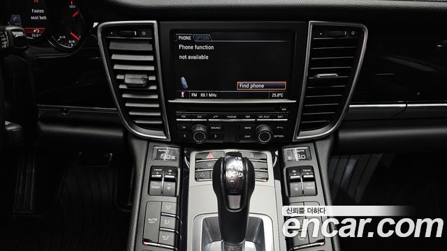 Porsche Panamera 2012 — photo 13