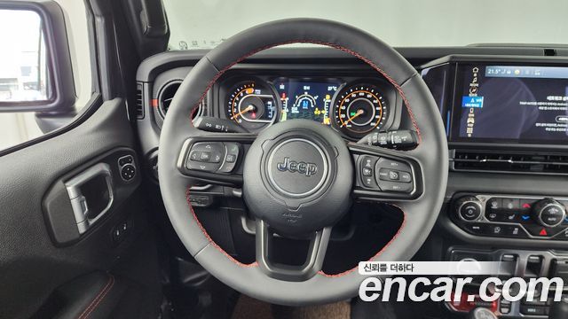 Jeep Wrangler 2024 — photo 18