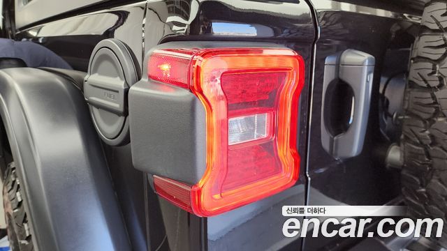 Jeep Wrangler 2024 — photo 9