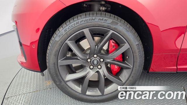 Land Rover Range Rover Velar 2019 — photo 5