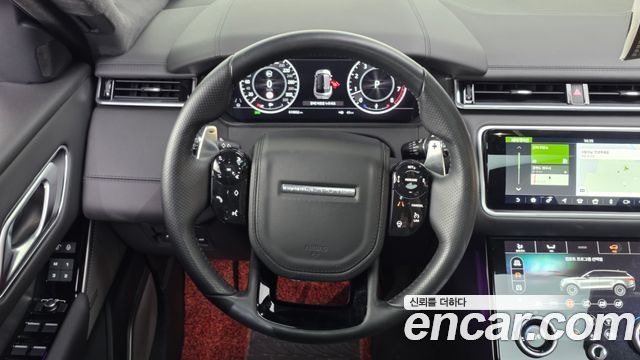 Land Rover Range Rover Velar 2019 — photo 19