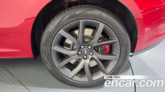 Land Rover Range Rover Velar 2019 — photo 7