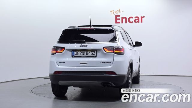 Jeep Compass 2022 — photo 4
