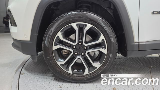 Jeep Compass 2022 — photo 5