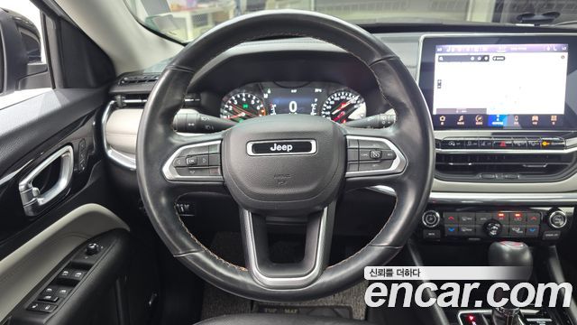 Jeep Compass 2022 — photo 19