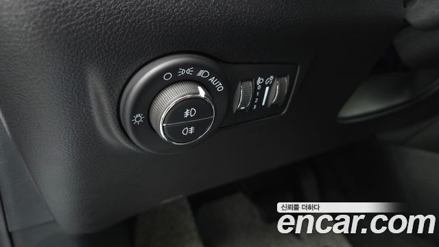 Jeep Compass 2022 — photo 25