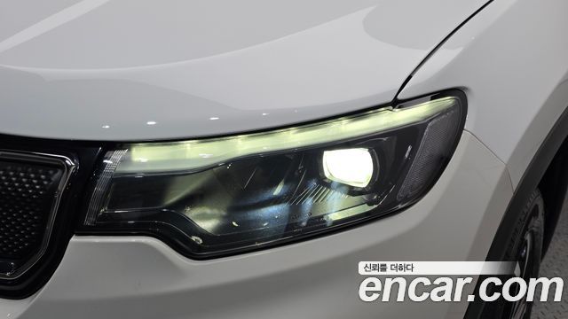 Jeep Compass 2022 — photo 8