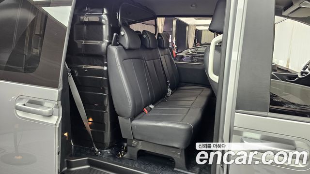 Hyundai Staria 2024 — photo 18