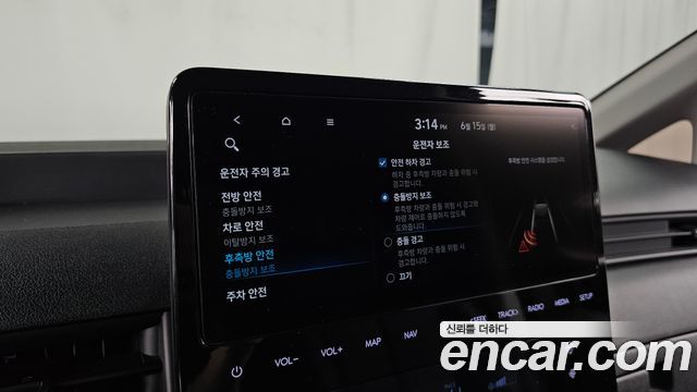 Hyundai Staria 2024 — photo 25