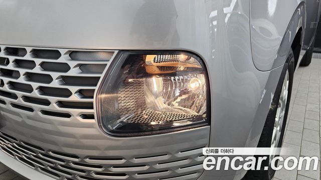 Hyundai Staria 2024 — photo 8