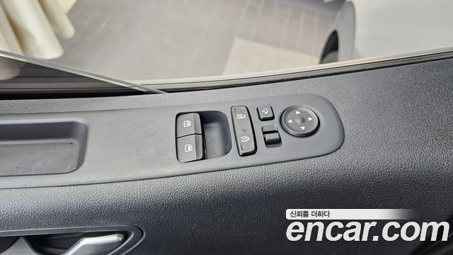Hyundai Staria 2024 — photo 29