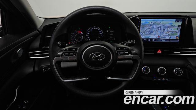 Hyundai AVANTE 2021 — photo 13