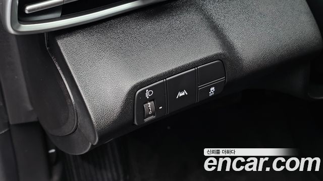 Hyundai AVANTE 2021 — photo 14