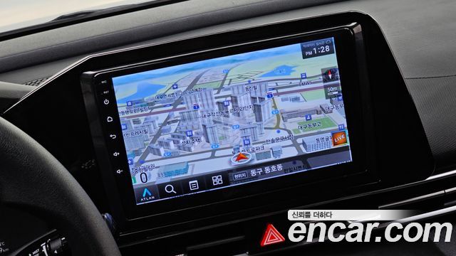 Hyundai AVANTE 2021 — photo 17