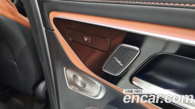 Mercedes-Benz GLC-Class 2025 — photo 25